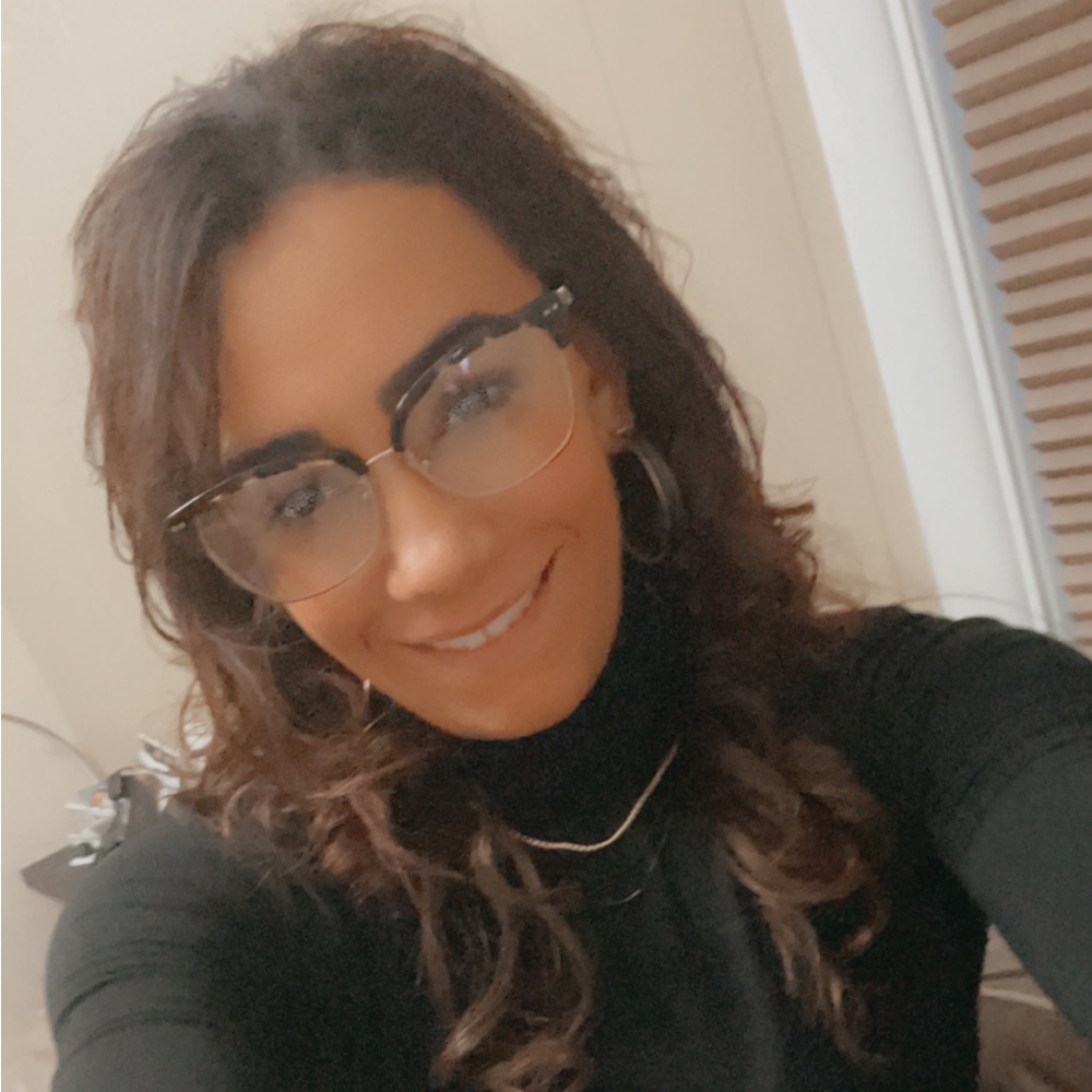 Meet your Posher, Morrissa